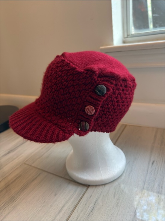 Fossil Accessories - Y2K Fossil Cable Knit Newsboy Cap Buttons One Size Red